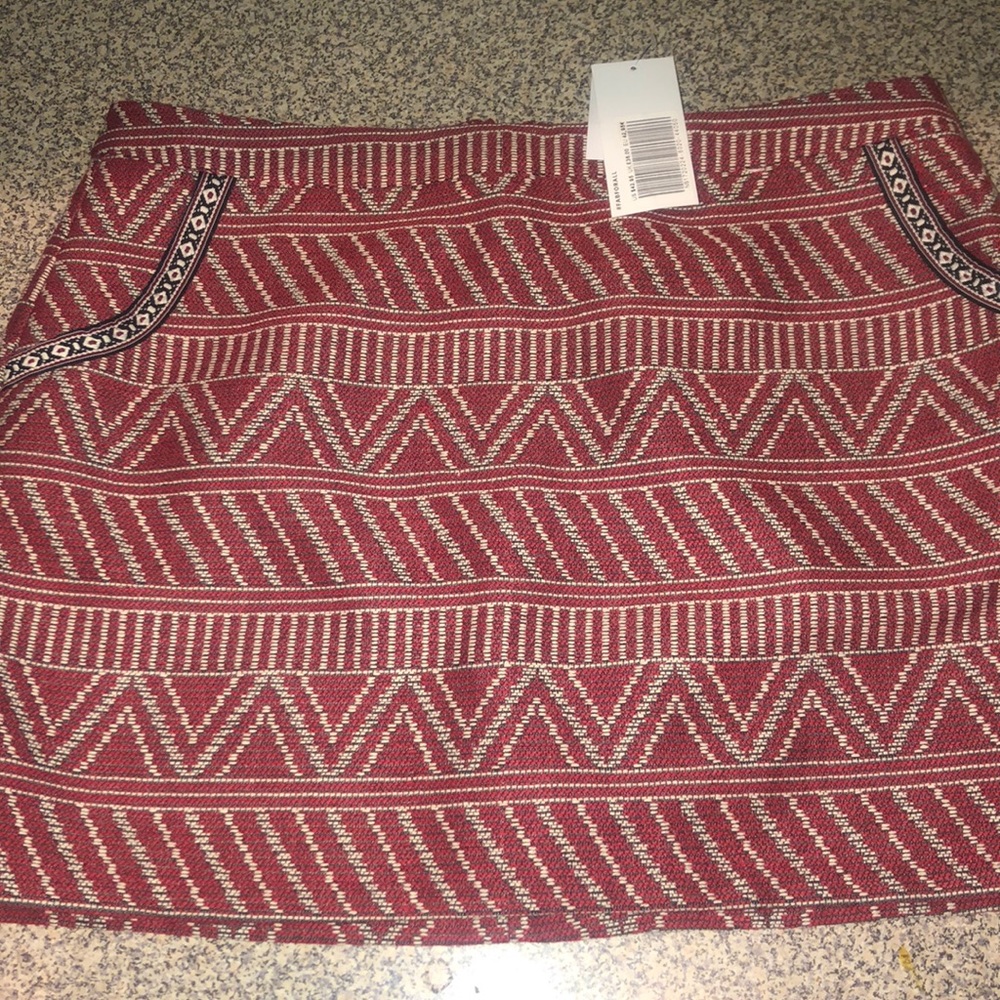 WOVEN x SKIRT ❤️